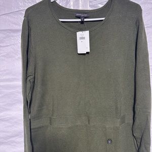 Women’s size XL new with tags hunter/dark green dress